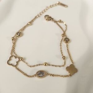 Gold stainless steel layered clover bracelet